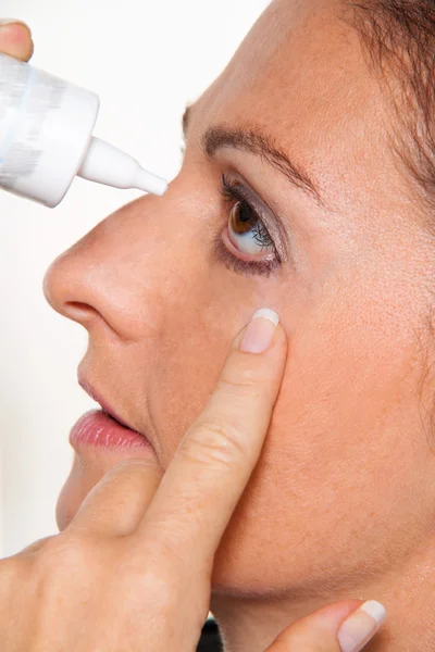 Using eye drops with amniotic fluid could be harmful FDA said: Recall