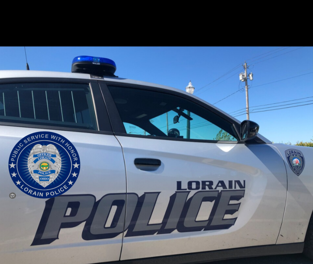 Screenshot_20250902-210813.InCollage - Collage Maker